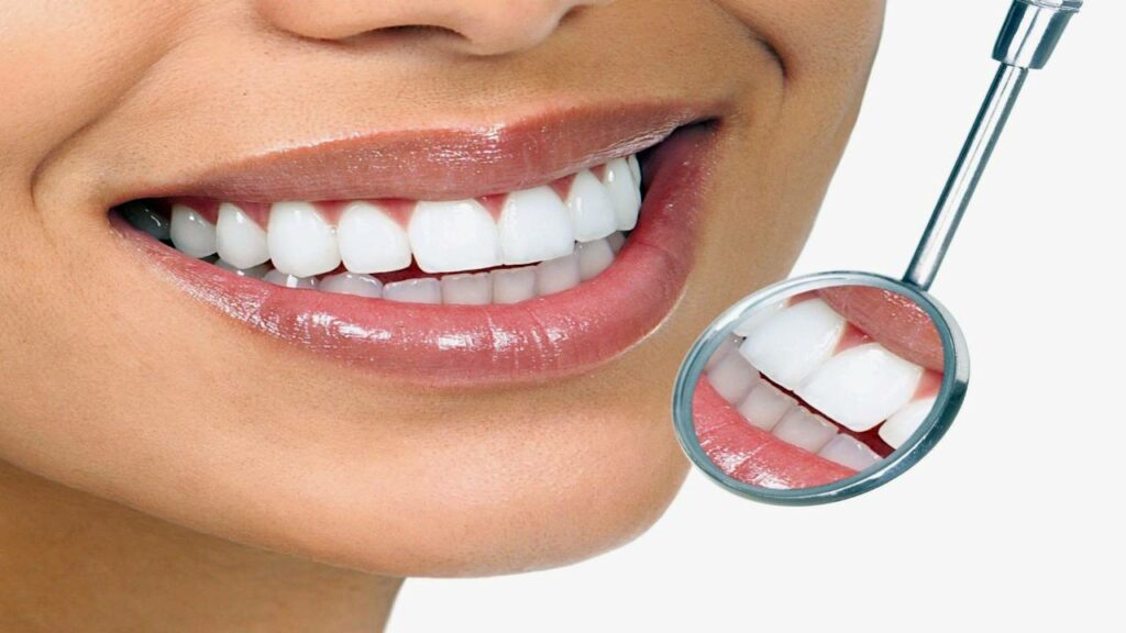 ابتسامة هوليود: تجميل الأسنان بدون ألم 1 ابتسامة هوليود