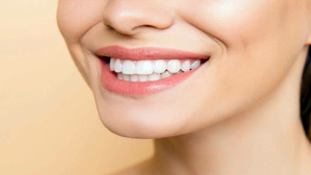 ابتسامة هوليود المتحركة: خطوات للحصول على ابتسامة مثالية وساحرة 10 ابتسامة هوليود المتحركة